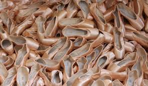 pointshoesbulk.jpg